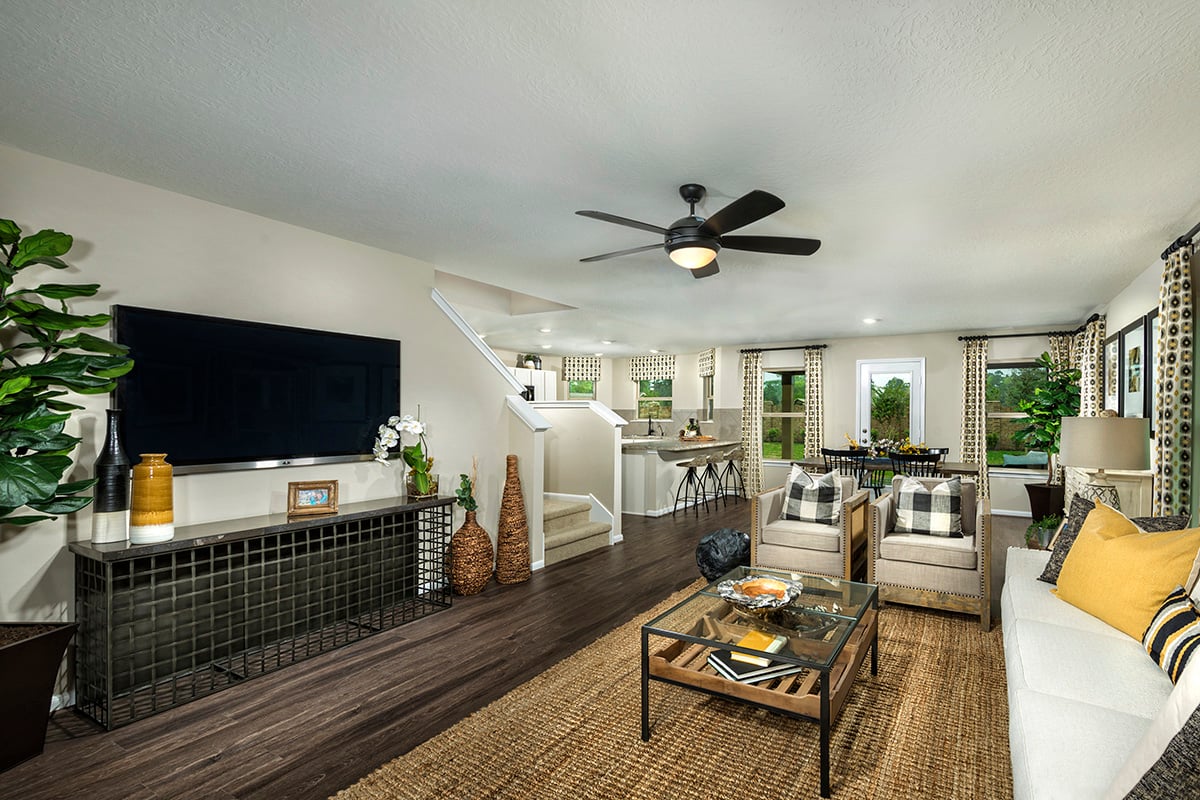 New Homes in Houston, TX - Lakewood Pines Trails Plan 2124 Great Room