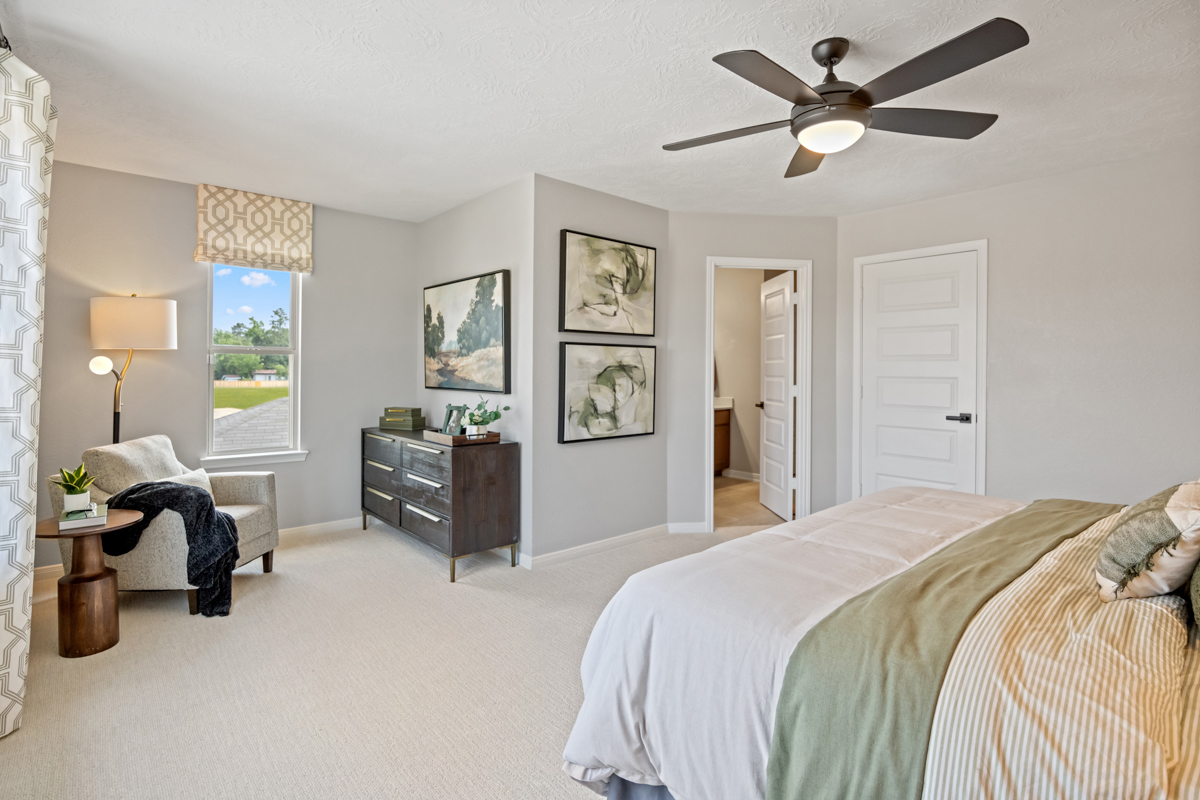 Spacious primary suite