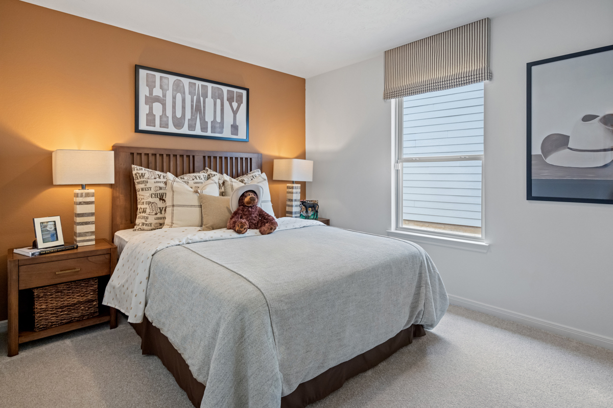 Secondary bedroom