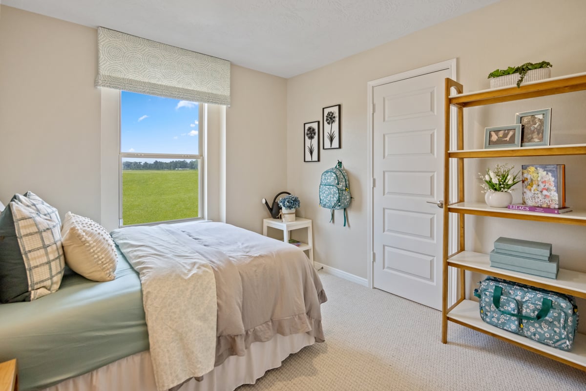 Secondary bedroom