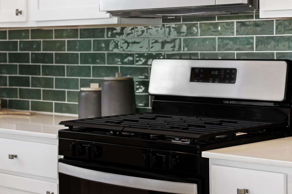 Gas range 