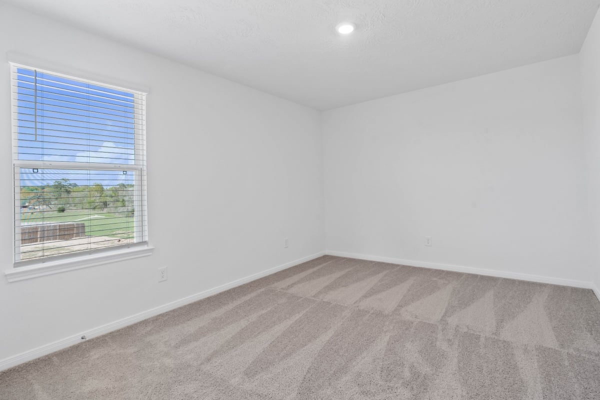 Secondary bedroom