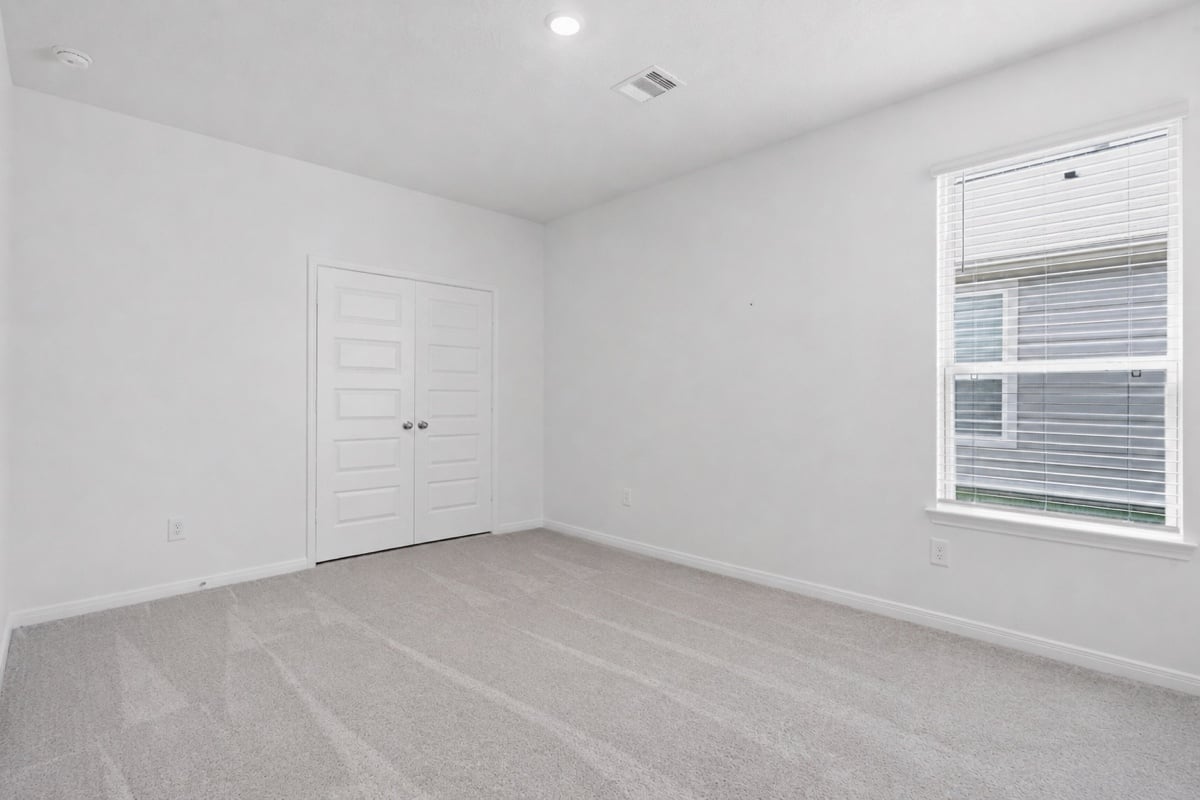 Secondary bedroom