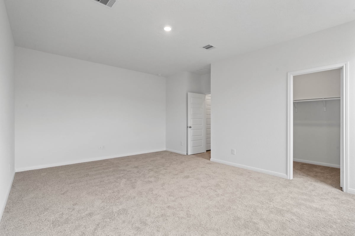 Secondary bedroom