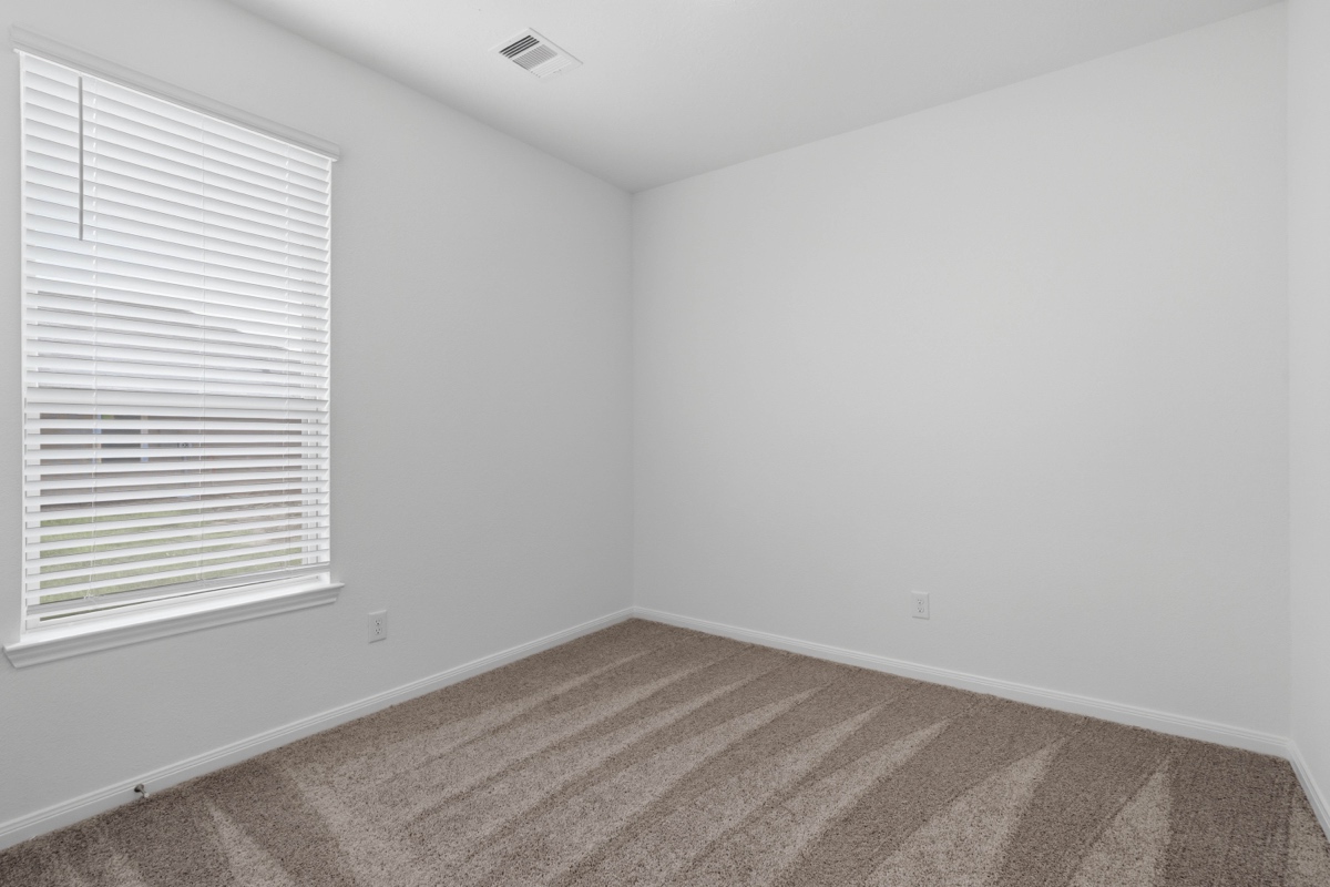 Secondary bedroom