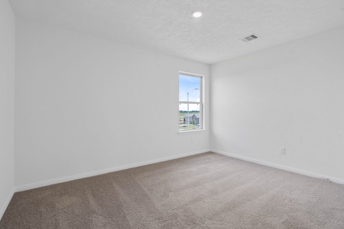 Secondary bedroom