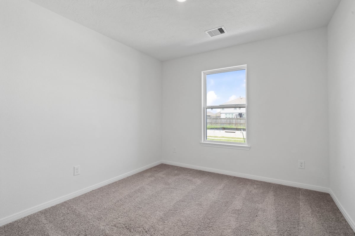 Secondary bedroom