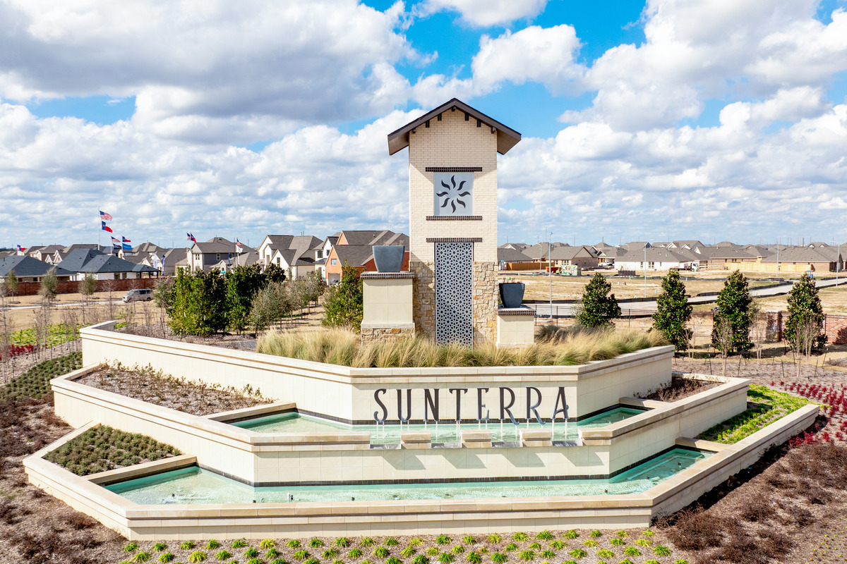 Entry monument 