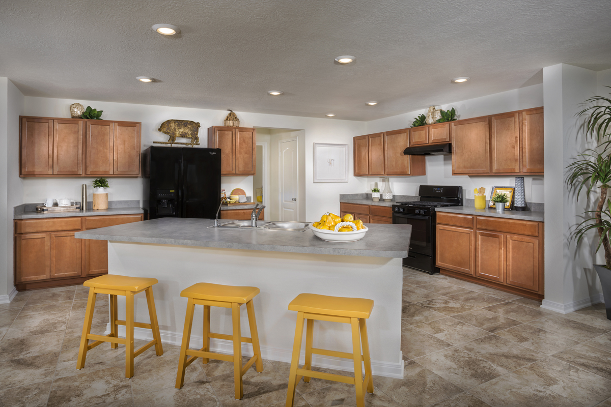 New Homes in Katy, TX - The Meadows at Westfield Village Plan 2961 Kitchen