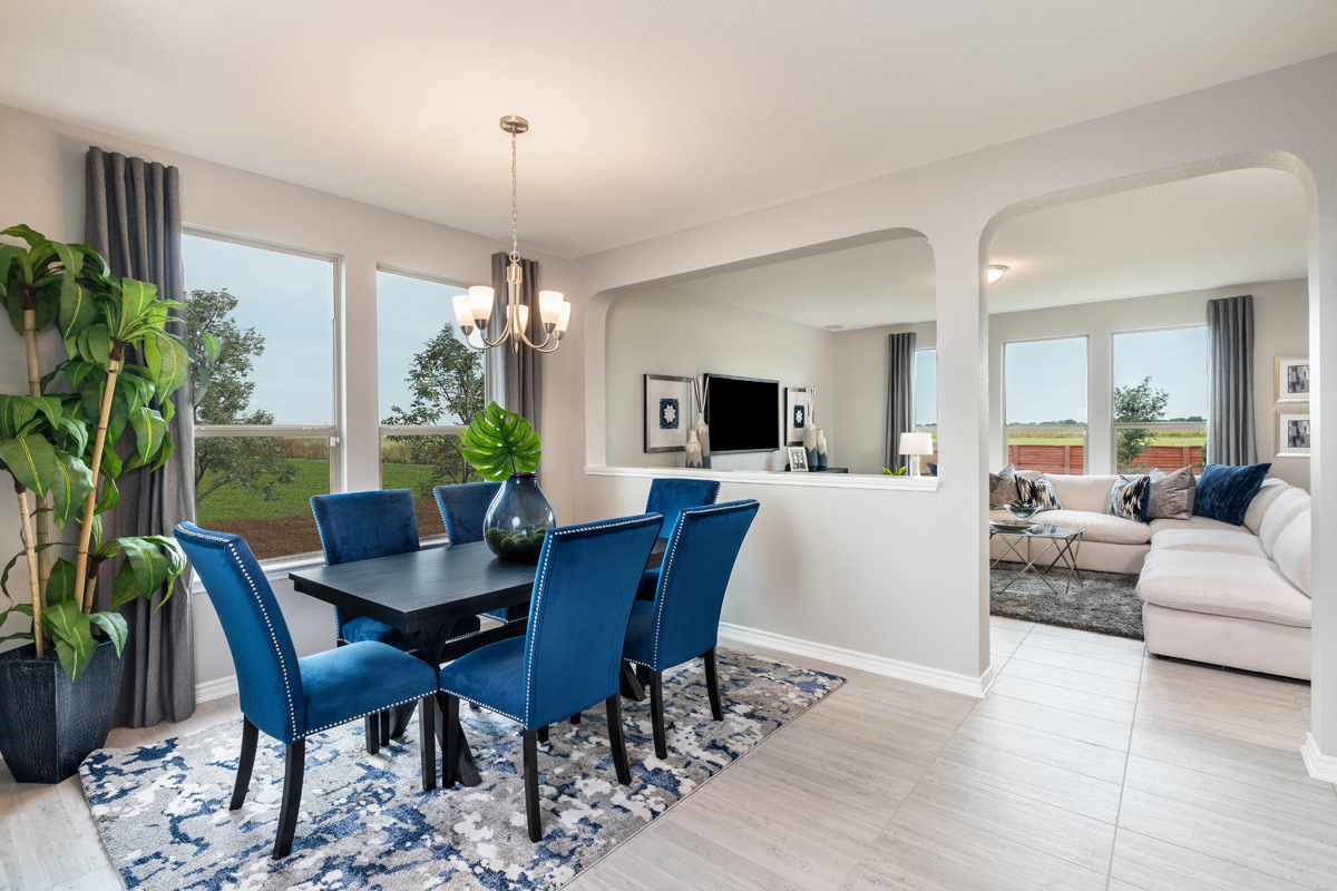 New Homes in Seguin, TX - Cordova Crossing Plan 2752 Dining Room