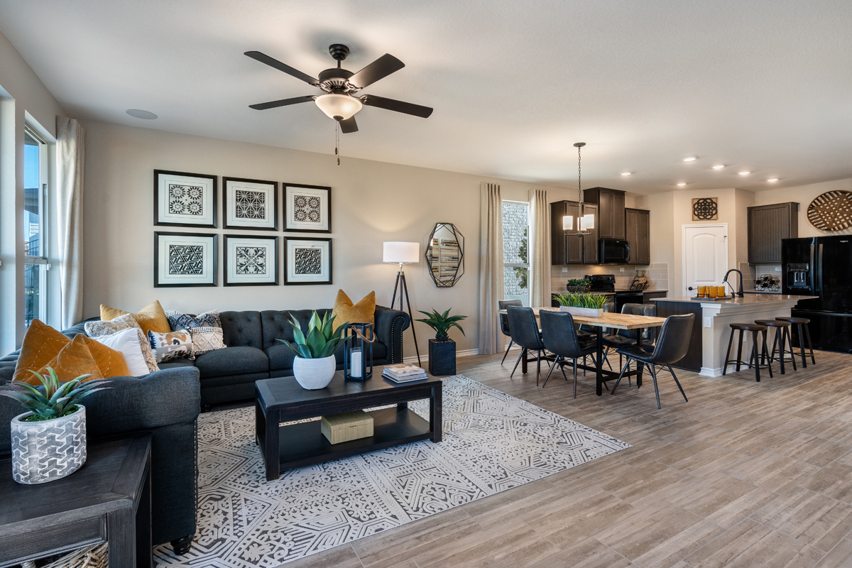 New Homes in Converse, TX - Horizon Pointe Plan 2701 Great Room as modeled at Dove Heights