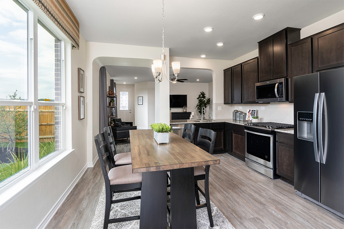 New Homes in Bulverde, TX - Edgebrook The 1516 Kitchen