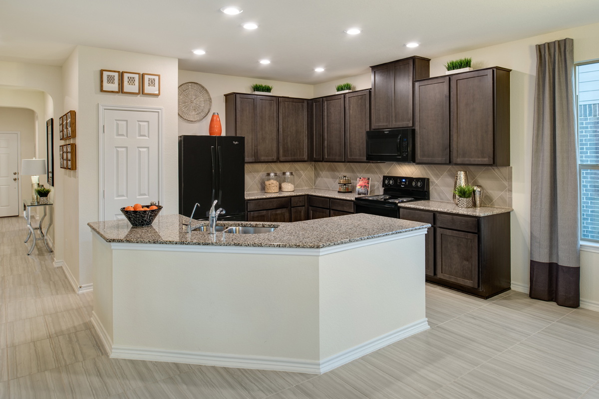 New Homes in Bulverde, TX - Edgebrook The 2004 Kitchen