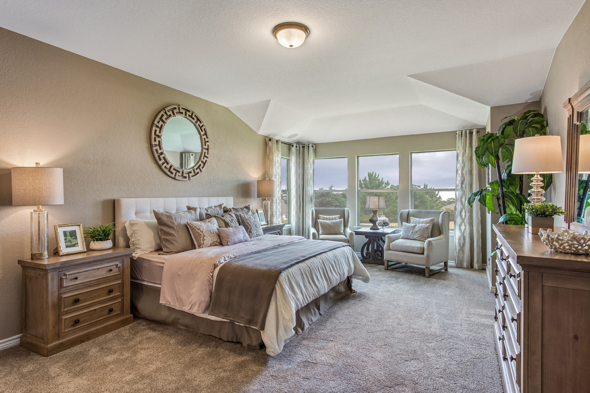 New Homes in New Braunfels, TX - Deer Crest - Classic Collection Plan 3121 Master Bedroom