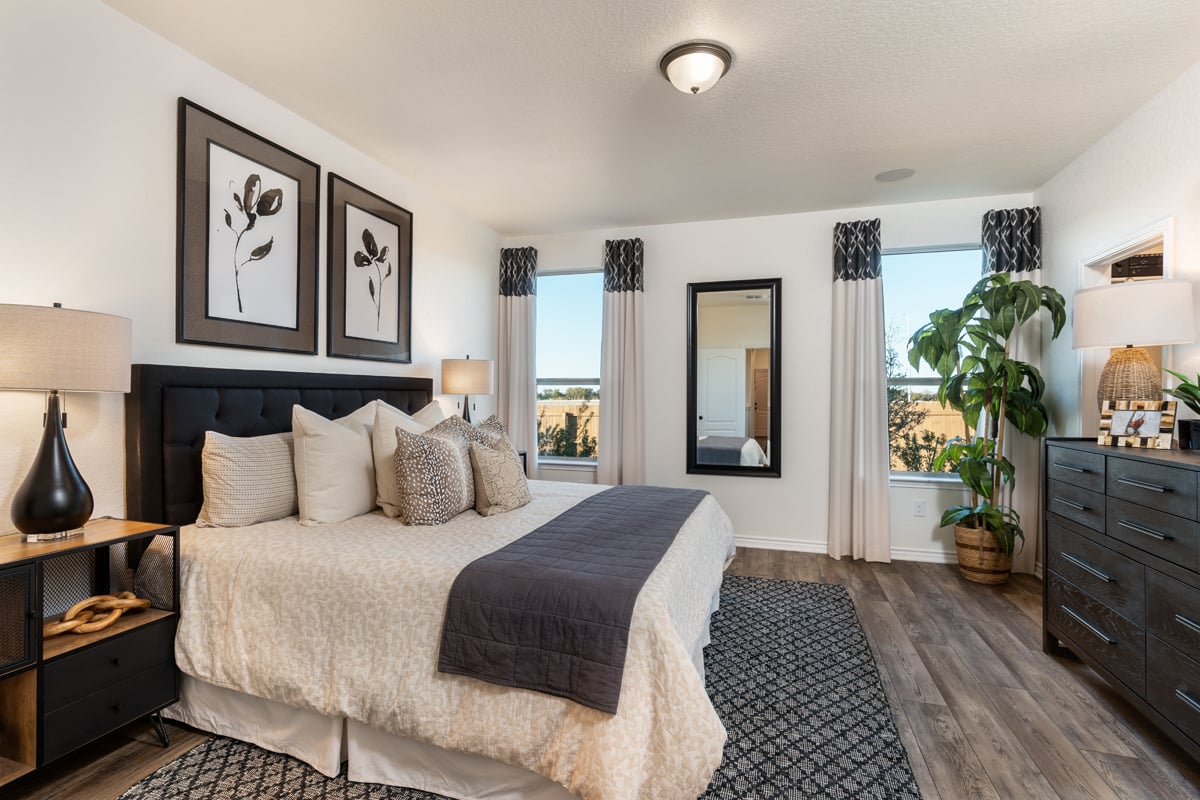 New Homes in New Braunfels, TX - Legend Heights Plan 1523 Primary Bedroom