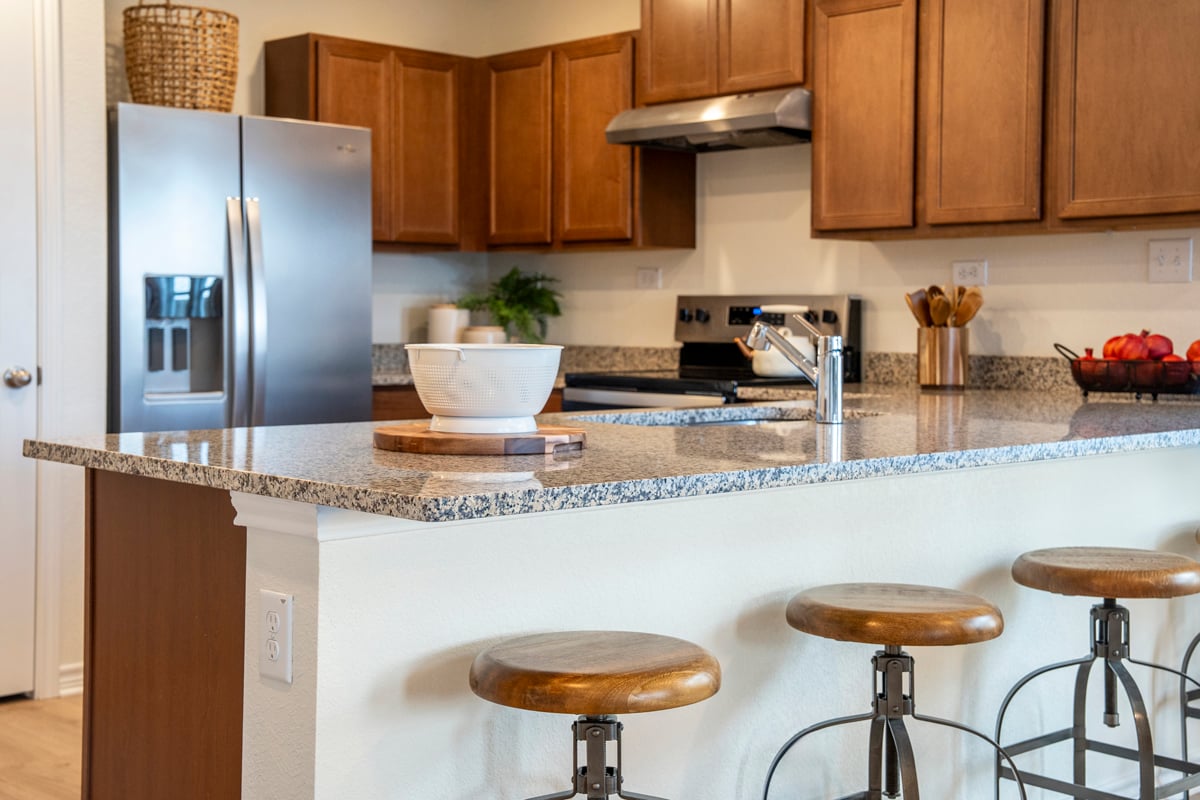 Extended bar top