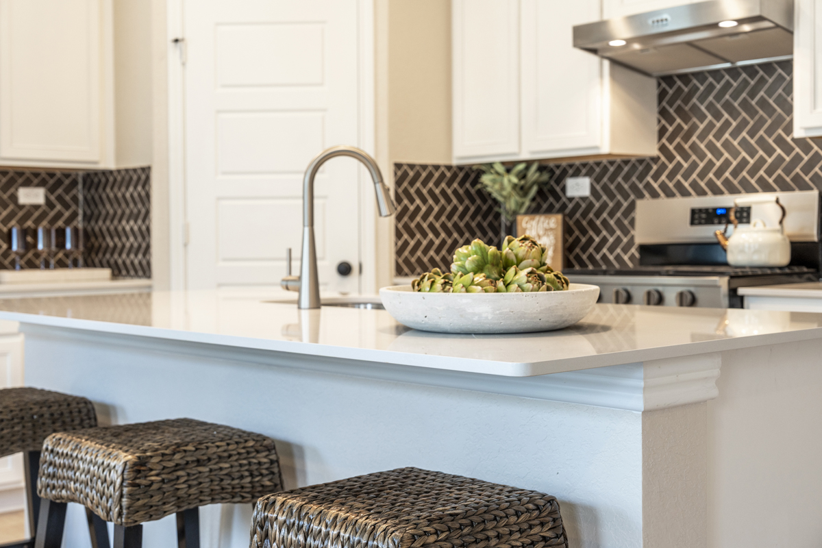 Quartz kitchen countertops