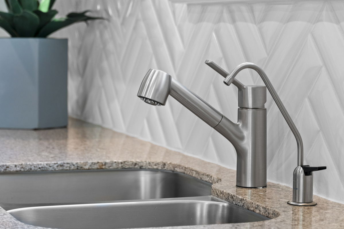 WaterSense® labeled kitchen faucet