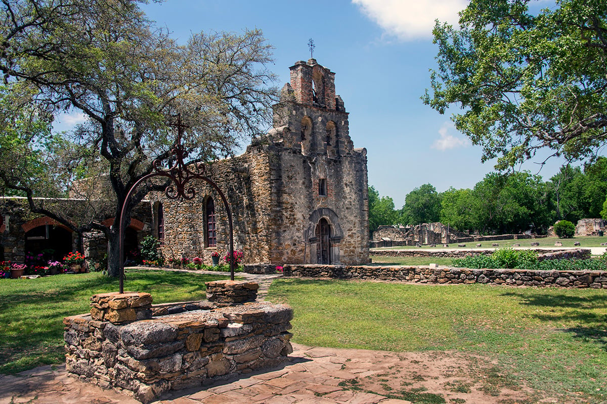 Only 6 minutes to Mission San Francisco De La Espada