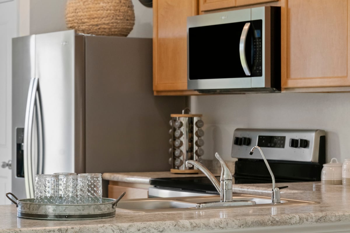 Microwave/hood combination at kitchen