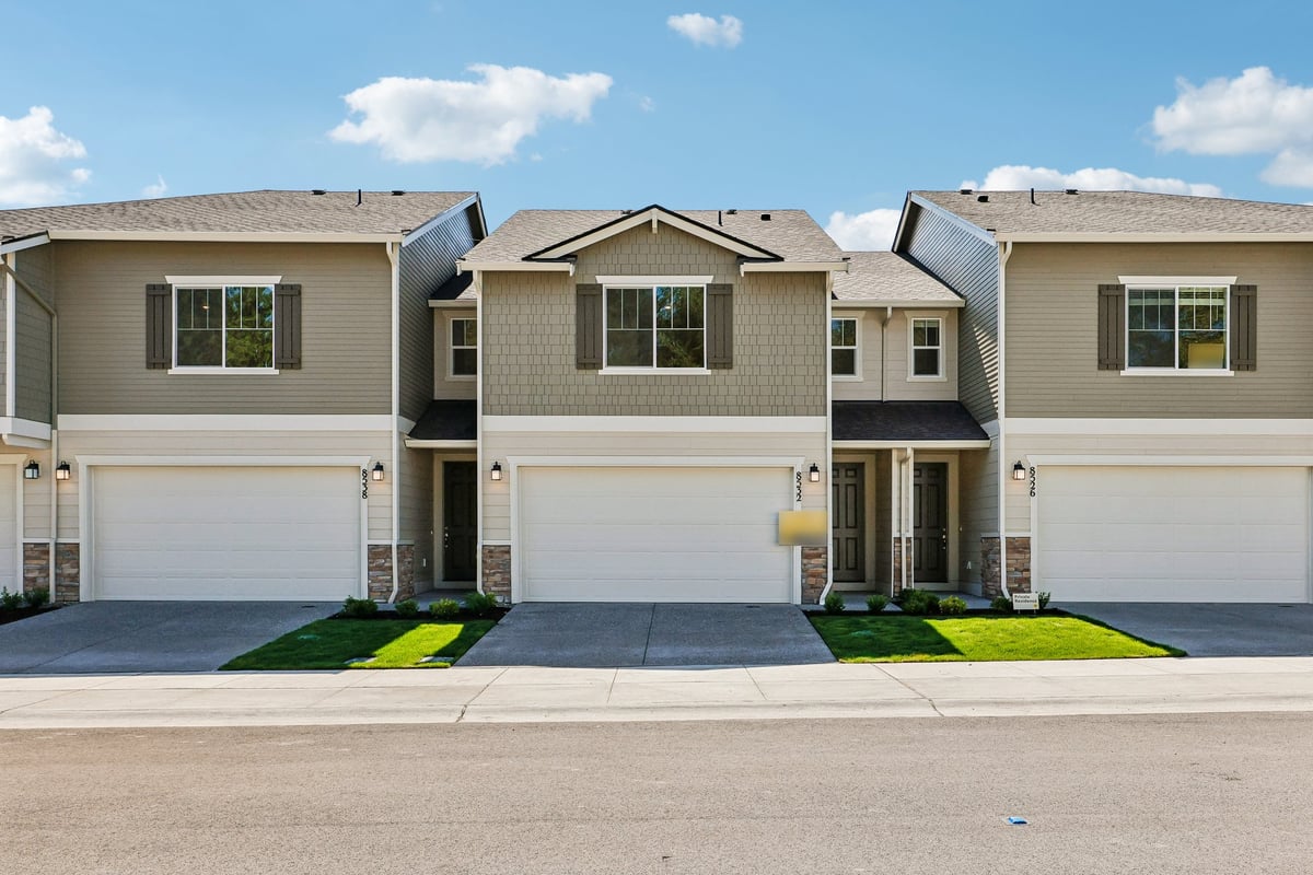 87th Townhomes photo 2