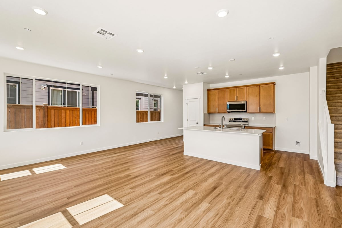 87th Townhomes photo 8