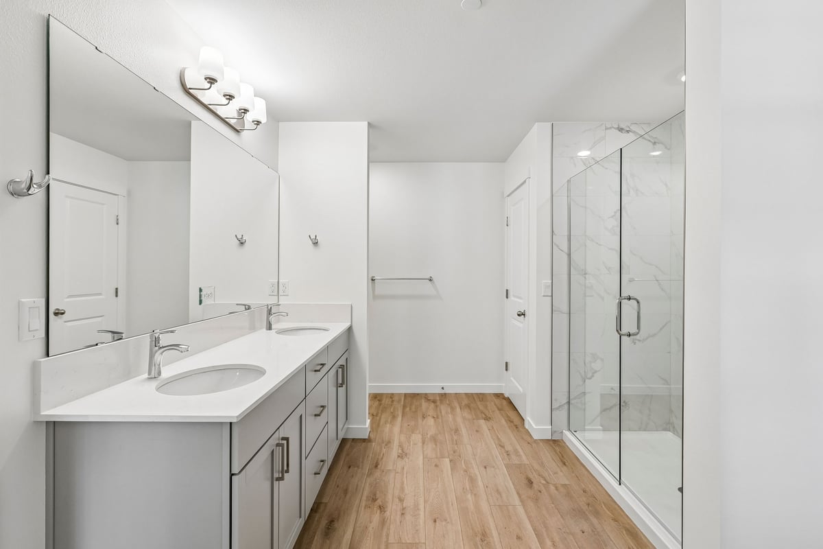 Primary bath