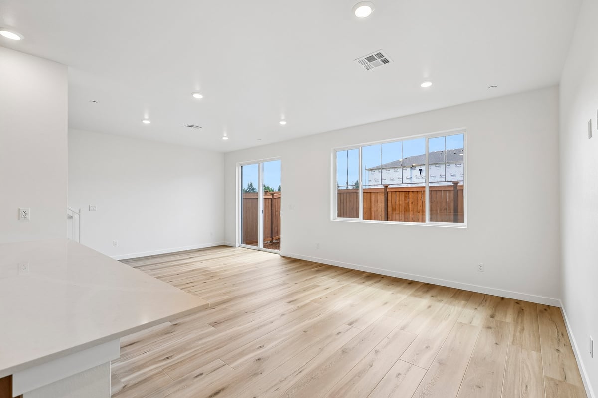 87th Townhomes photo 5