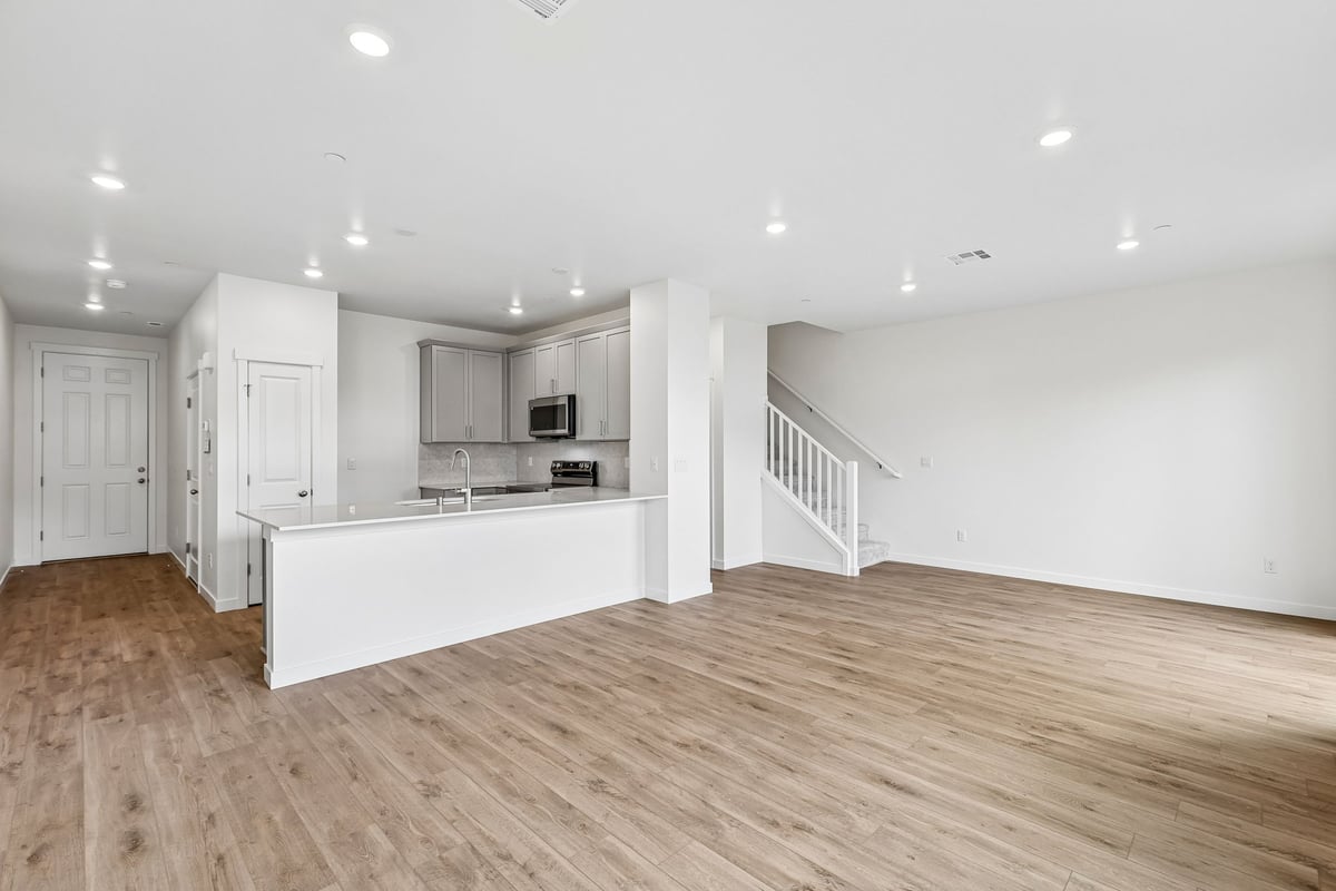 87th Townhomes photo 6