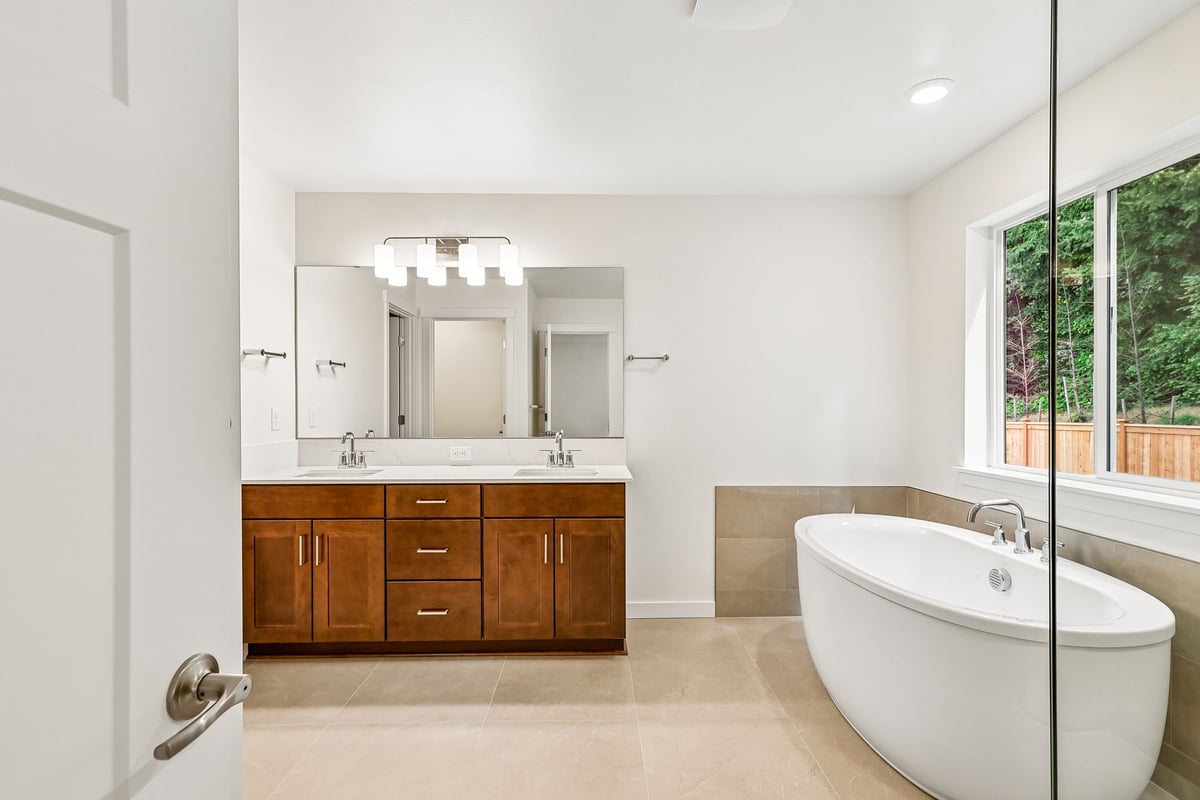 Primary bath