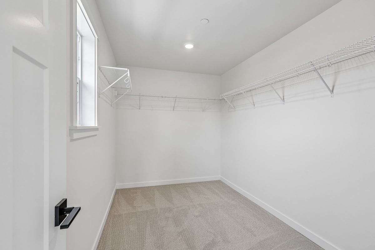 Walk-in closet