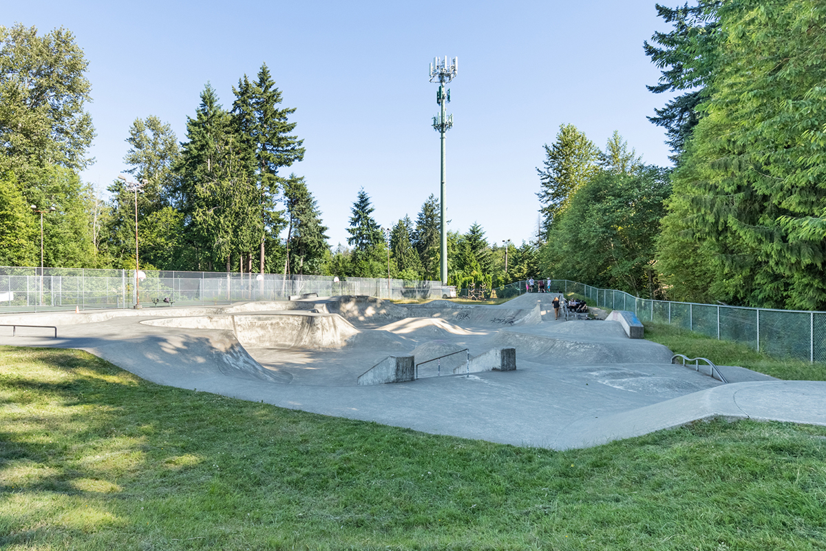 Minutes to Allan Yorke Park at Lake Tapps