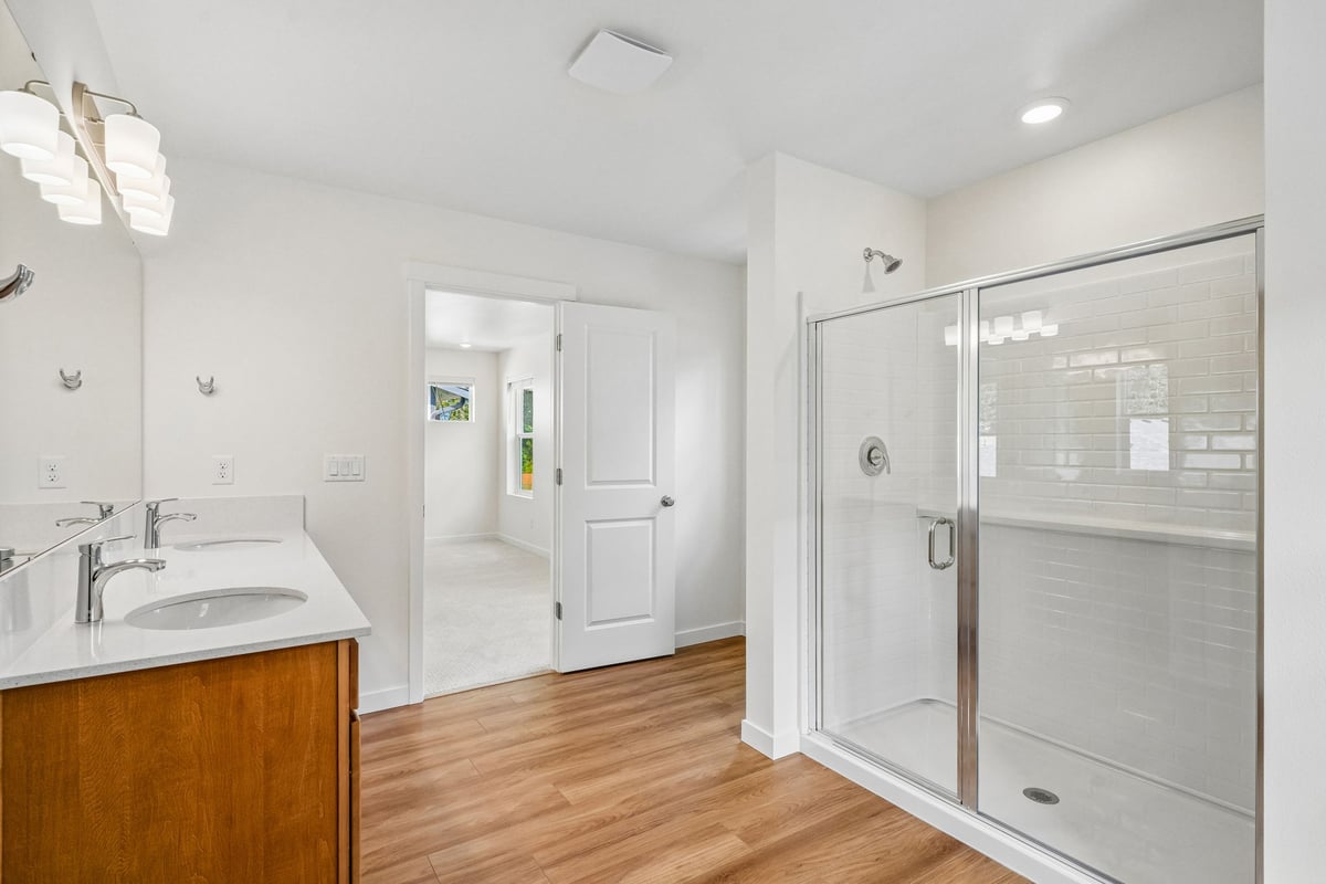 Primary bath