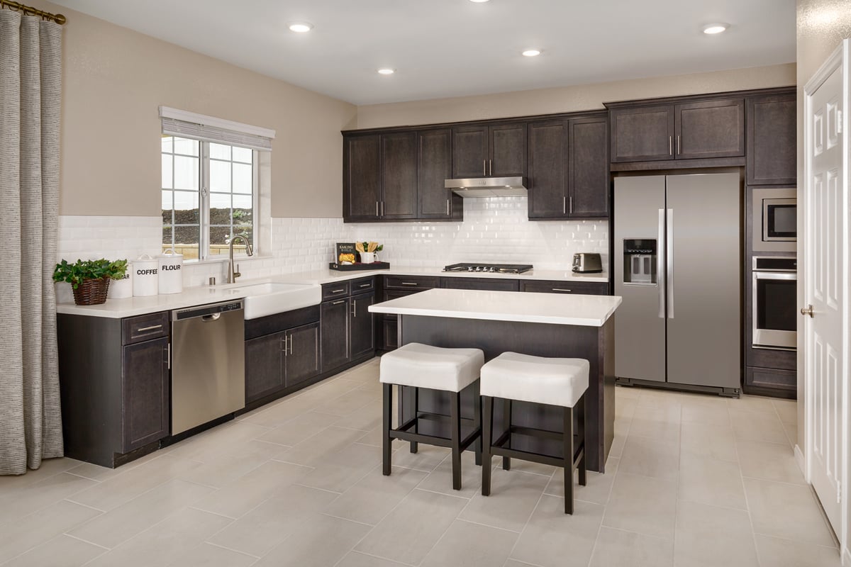 KB model home kitchen in Lake Elsinore, CA