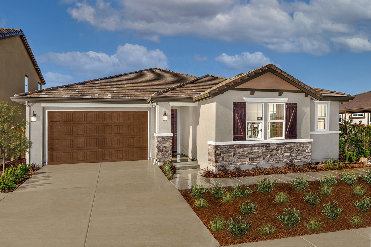 KB model home in Lathrop, CA