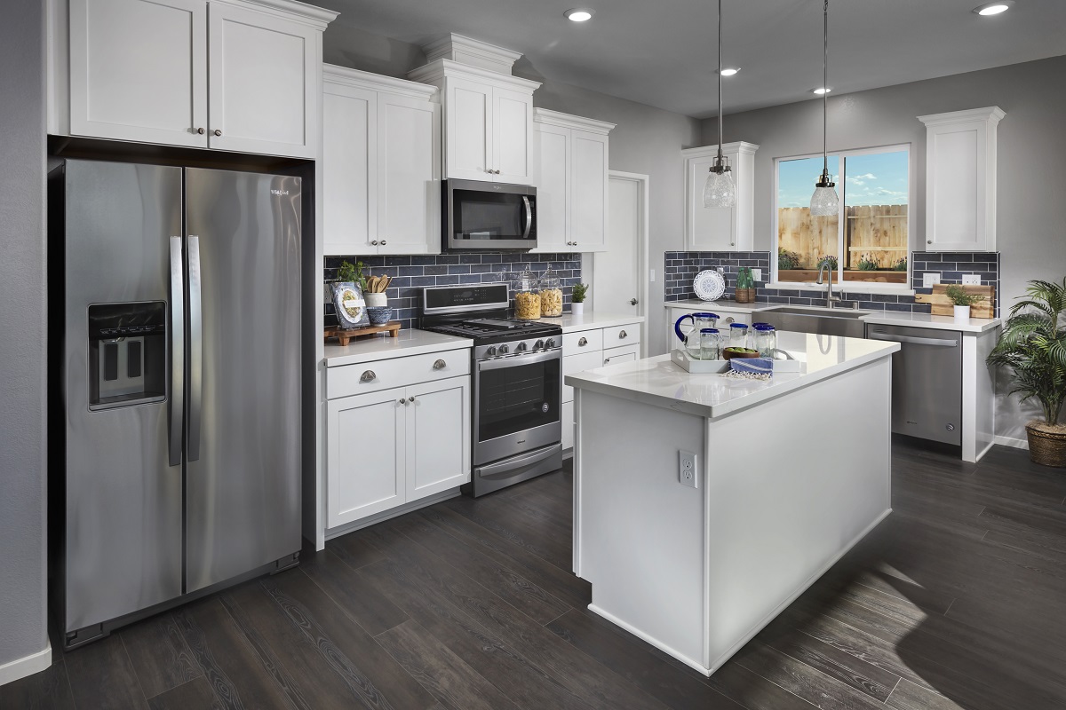 KB model home kitchen in Madera, CA