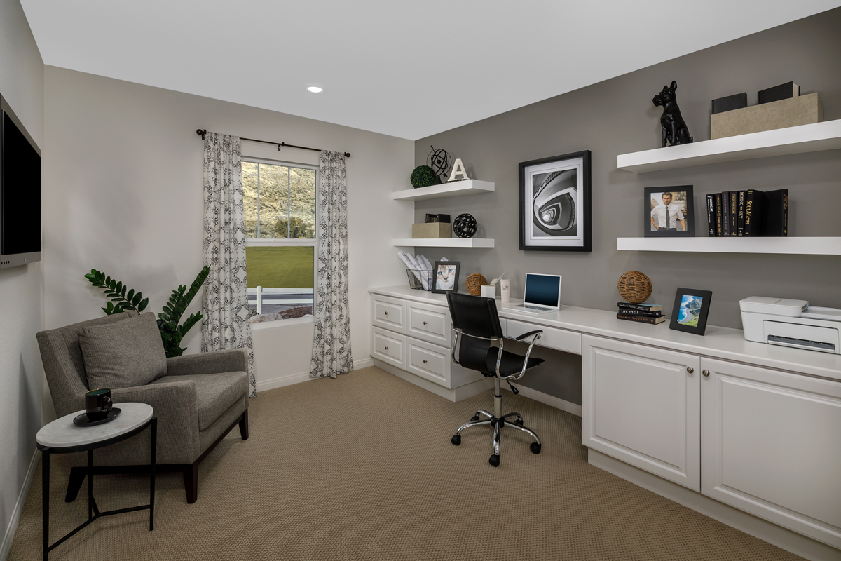 KB model home office in San Jacinto, CA