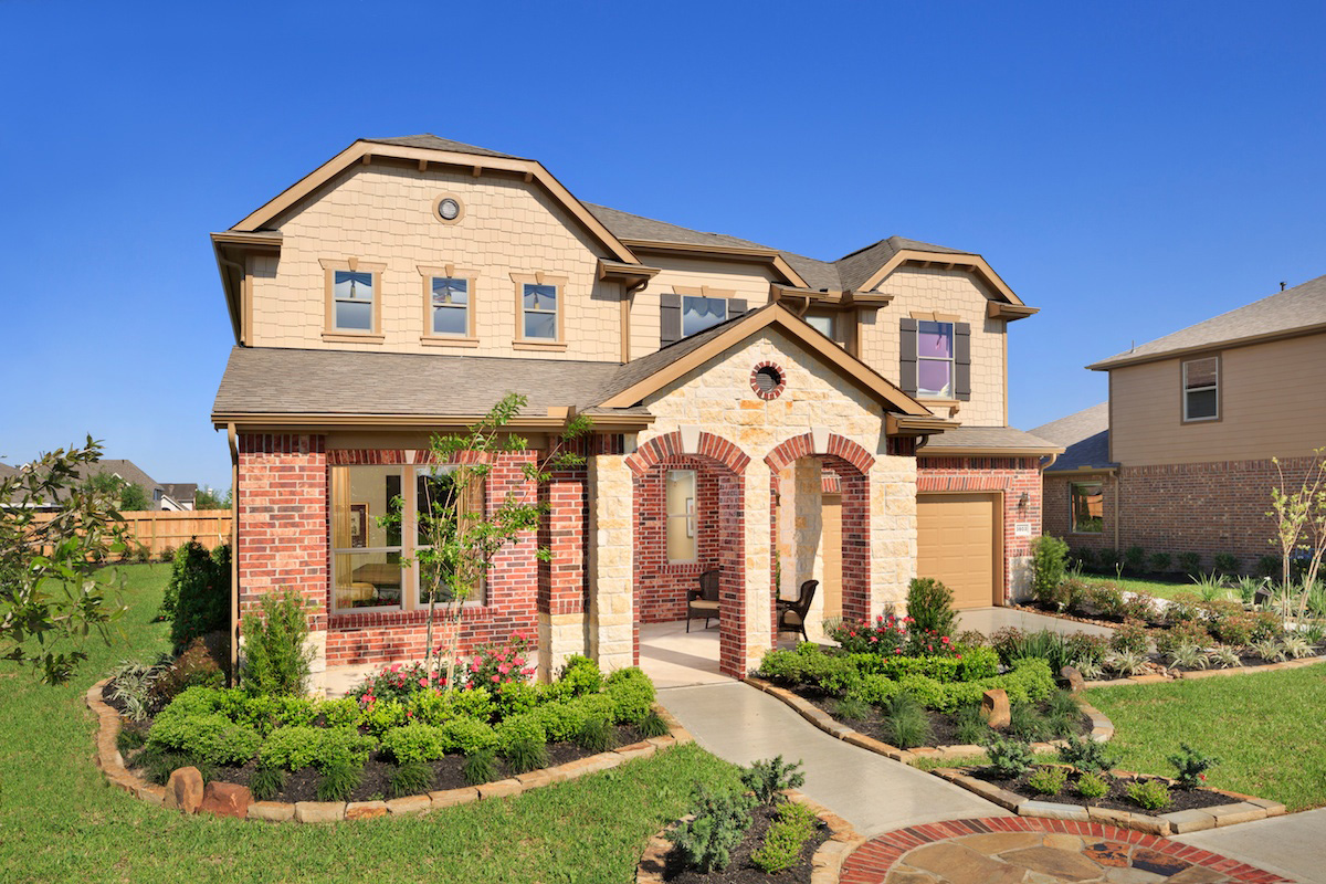 KB model home in Pearland, TX